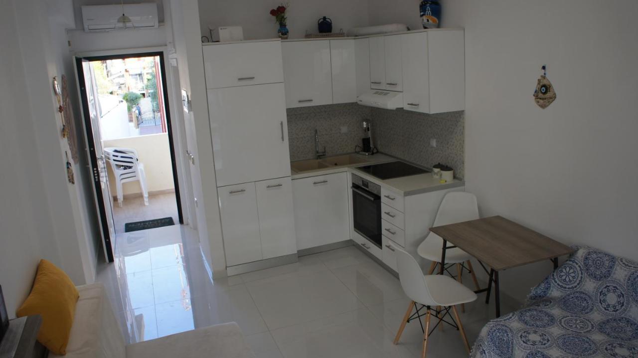 Apartment Christina Pefkochori Luaran gambar