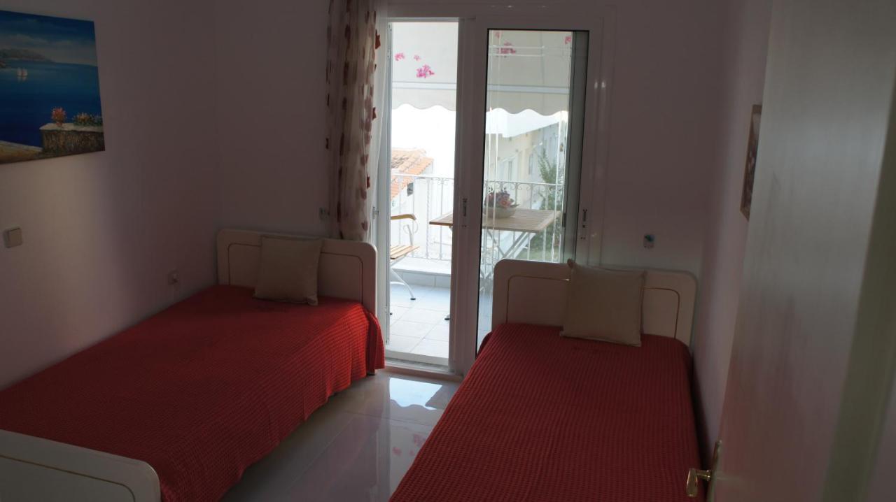 Apartment Christina Pefkochori Luaran gambar