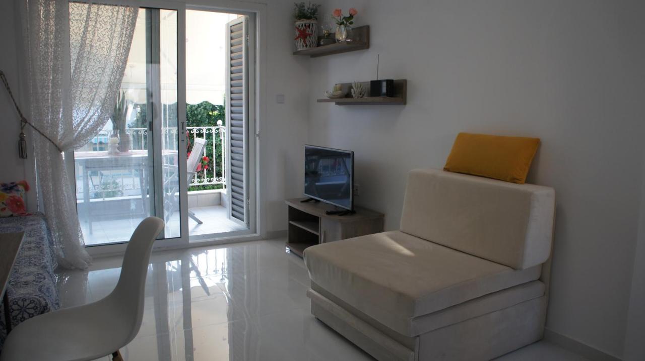 Apartment Christina Pefkochori Luaran gambar